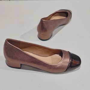 Pierre Dumas Bronze and Black Women's Flats 8.5M